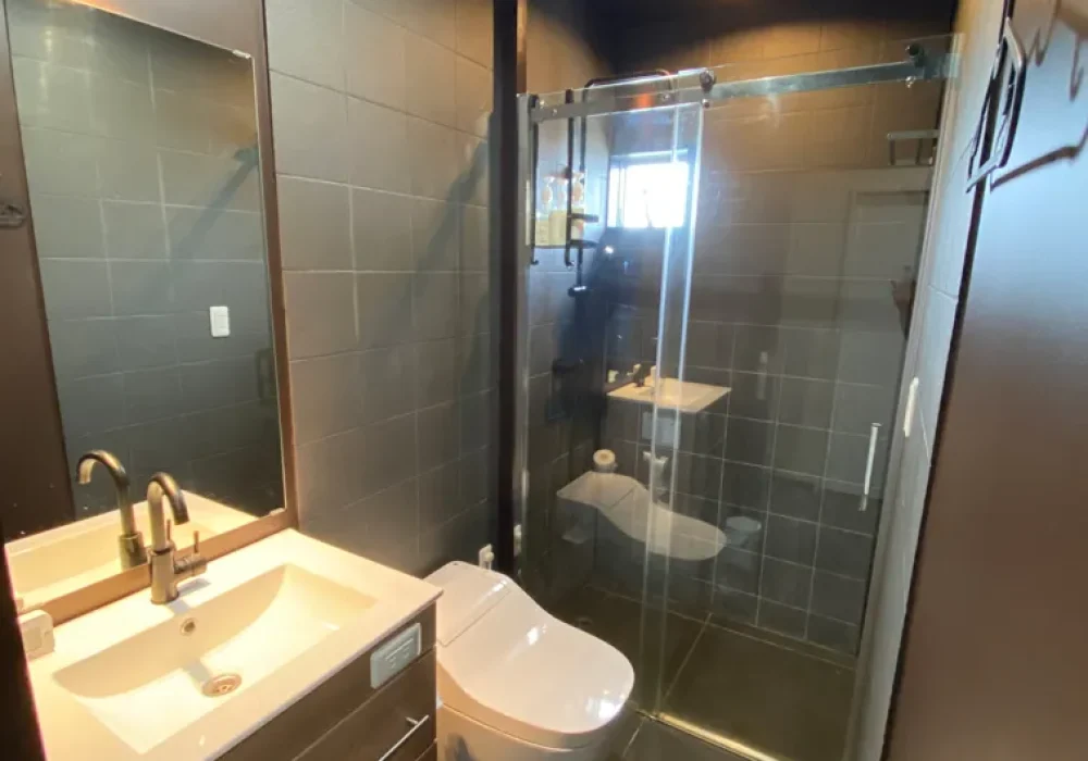 シャワールーム