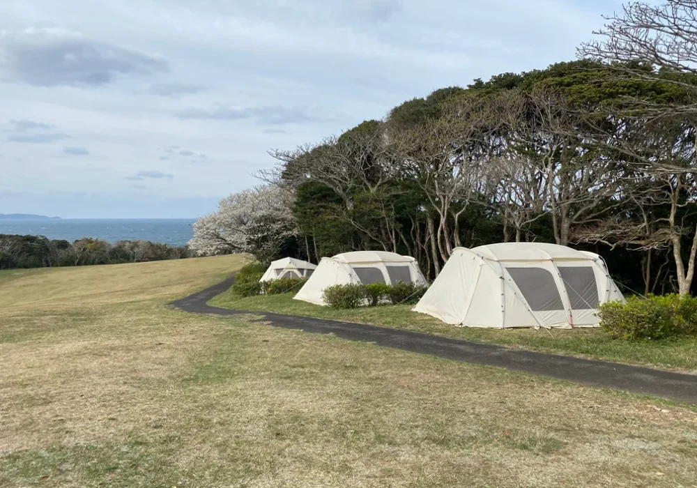 レンタルテント（アイボリーカラー）